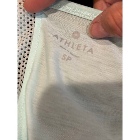 NWT Athleta Women's Light Blue Airy Essence Sleeveless Tank Top Size Small - Picture 3 of 5